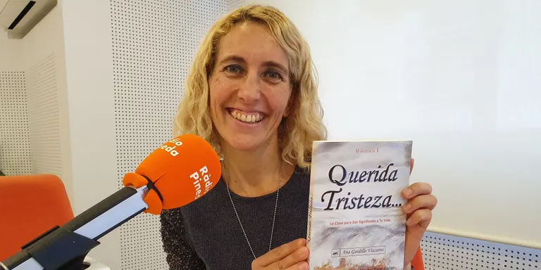 L'autora pinedenca Ana Gordillo Vizcaino presenta aquest dijous el seu llibre 'Querida tristeza'