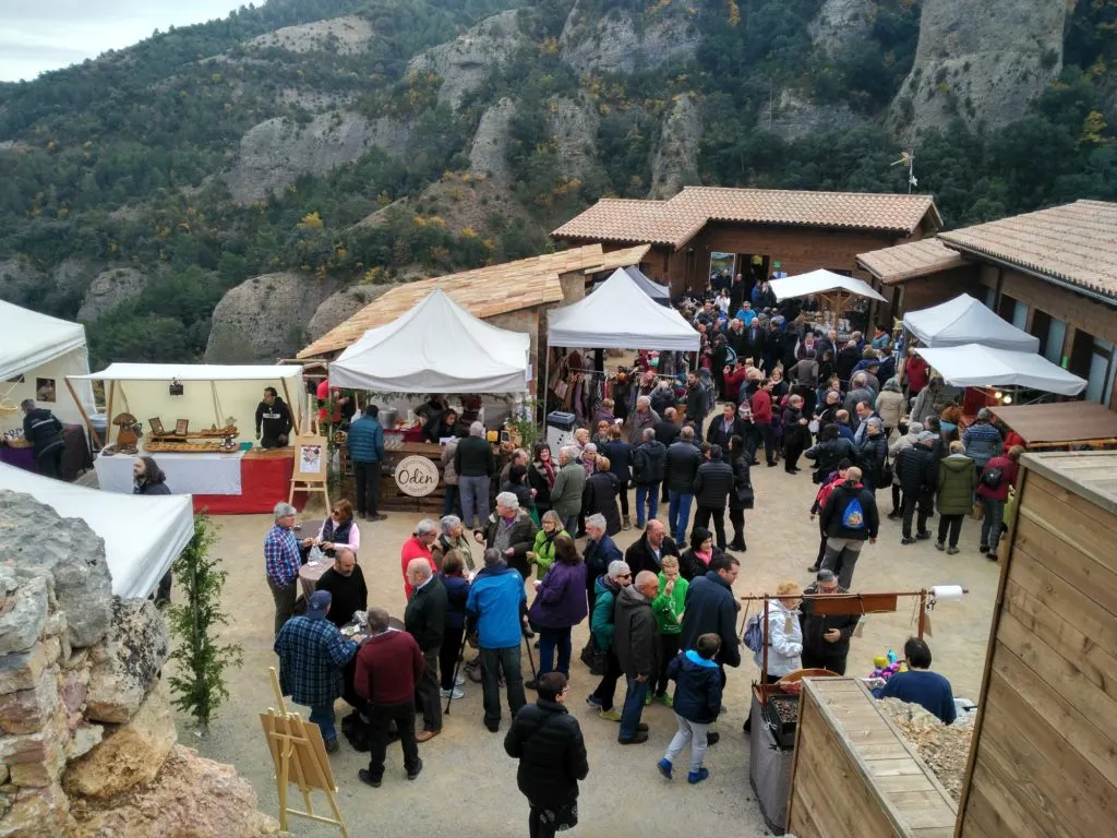 Odèn promociona el seu patrimoni gastronòmic amb el quart Mercat del Trumfo i la Sal