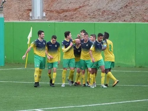 Final alegre a un Olímpic que s'ho va haver de treballar molt / Arxiu