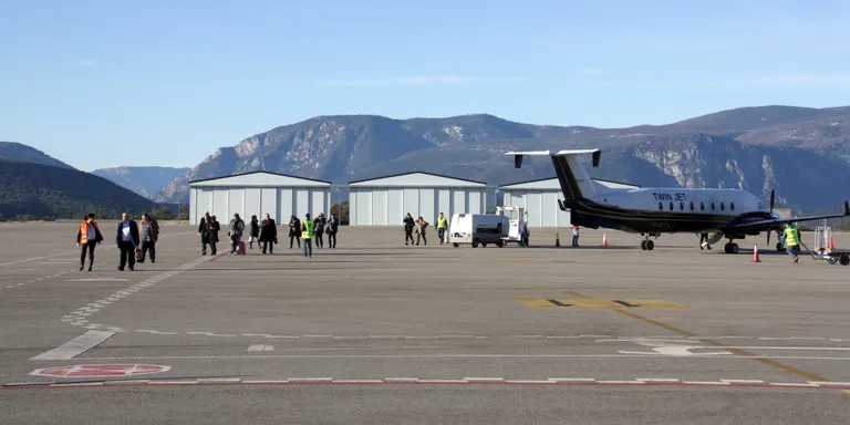L'Aeroport d'Andorra-la Seu estrena els vols de Marsella, Palma i Madrid amb un 80% d'ocupació