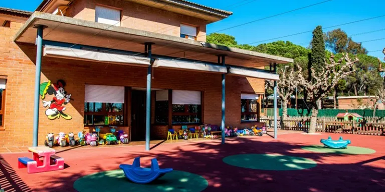 Ajuntament i Generalitat treballen per trobar una solució per a les famílies sense plaça a les escoles bressol municipals