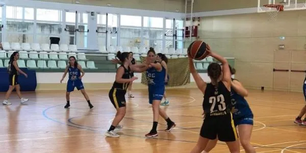 El CB Altafulla remunta i tomba al CB Salou en un darrer període excepcional (33-36)