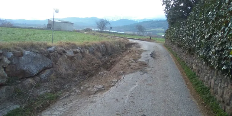 Arranjament del paviment del camí de la Sardina de la Seu