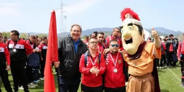 La Federació Catalana de l’Esport premia el Nàstic Genuine en la segona edició dels Guardons de l’Esports