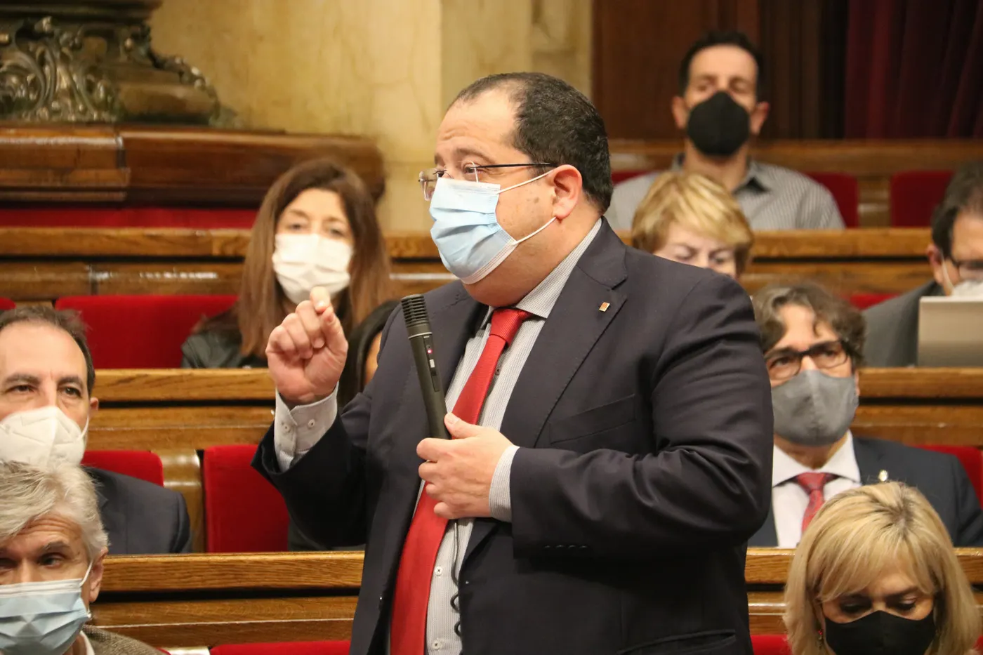 El conseller d'Interior, Joan Ignasi Elena, en una intervenció a la sessió de control al Govern al ple.