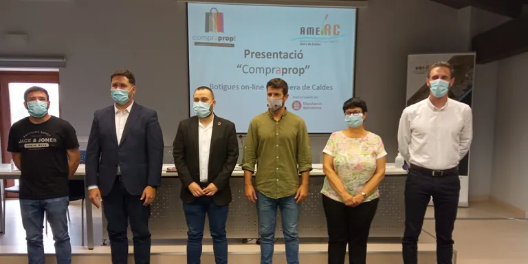 Neix Compraprop, una botiga en línia per comprar a comerços de proximitat dels municipis de l’Eix de la Riera de Caldes
