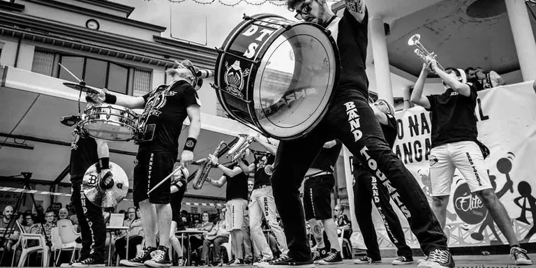 La Txaranga Band Tocats amenitzarà aquest dimarts els carrers de Cambrils amb cançons nadalenques
