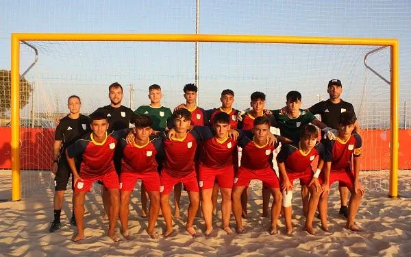 Dos futbolistes del Baix Gaià representen l’equip Cadet de Catalunya en el Campionat d’Espanya de futbol platja