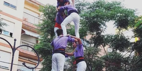 Els Castellers d’Altafulla consoliden castells de sis a la Diada de Sant Pere de Tarragona