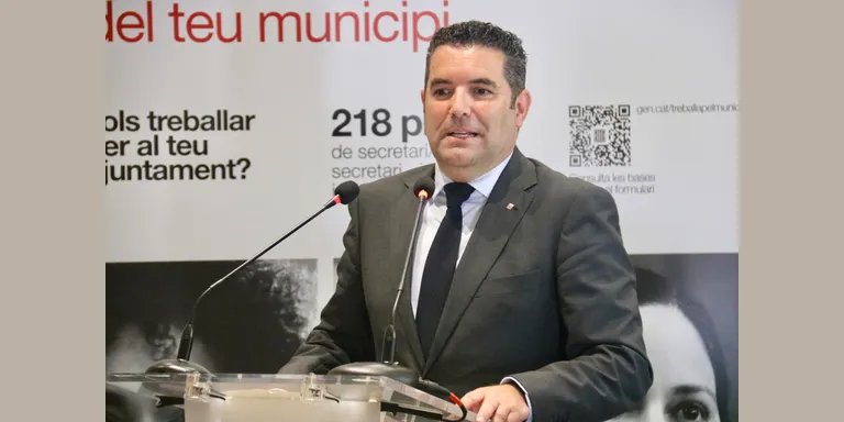 Oberta la convocatòria per incorporar 218 secretaris, tresorers i interventors als ajuntaments catalans