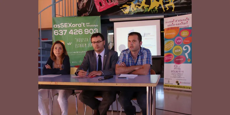 L'Oficina Jove de l'Alt Urgell activa el servei 'Assexorem' per WhatsApp