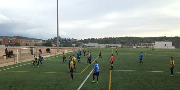 El CE Altafulla cau golejat en el derbi contra la Riera i es distancia de la part alta de la classificació