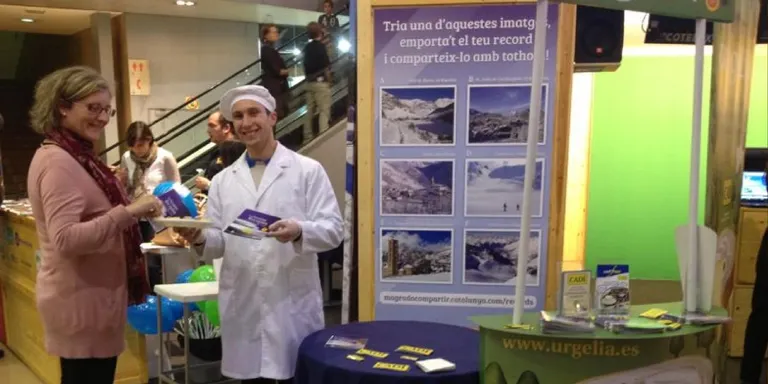 Èxit de les degustacions de vedella i formatge del Pirineu a L'Illa Diagonal