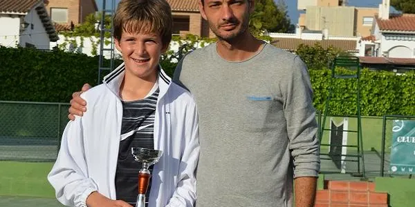 L’alumne de l’escola La Portalada d’Altafulla, Pol del Castillo, es proclama Campió Provincial de Tennis en categoria Aleví