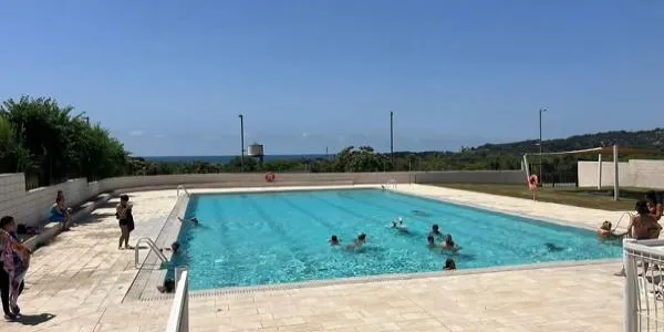 Últim torn dels cursets de natació a la Piscina Municipal d’Altafulla