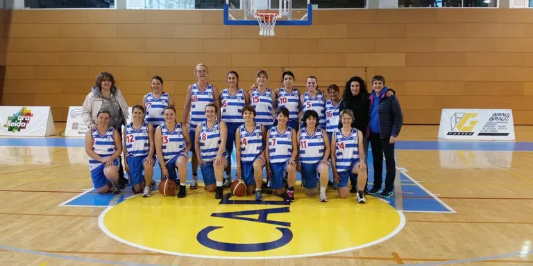 Més de 100 participants al Torneig de jugadors històrics del bàsquet lleidatà