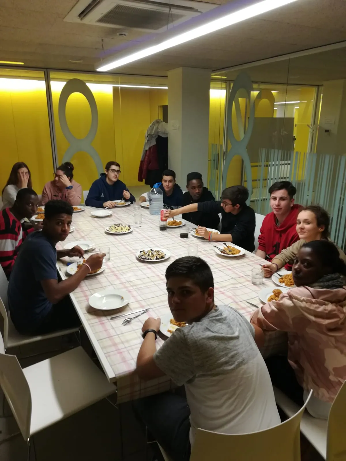 Cloenda del projecte 'Cuines del Món' al Centre Cívic Poblenou