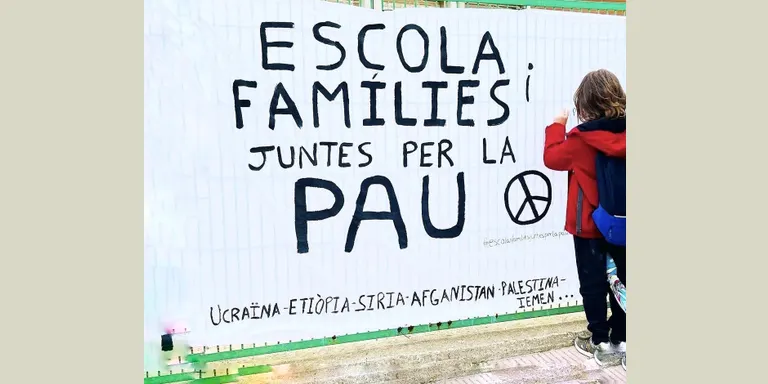 Les escoles de Pineda participen a 'Escola i Famílies, juntes per la Pau"