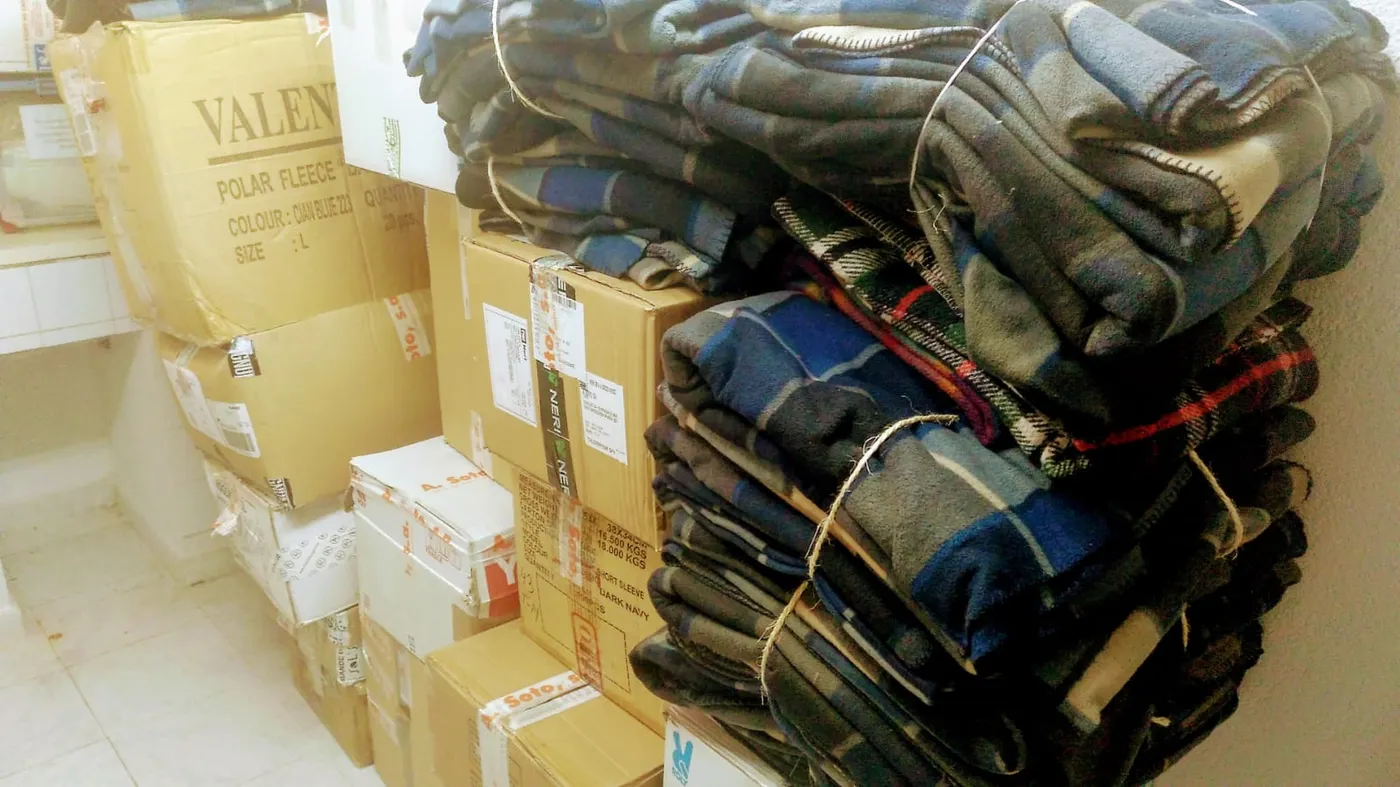 Pineda pel Sàhara envia més de 250 quilos de roba esportiva als campaments de refugiats