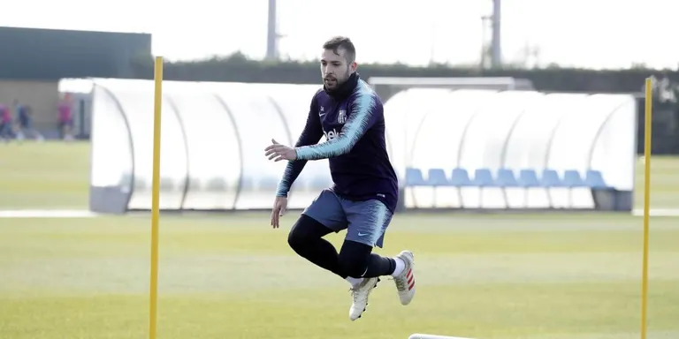Jordi Alba signa la renovació fins el 2024