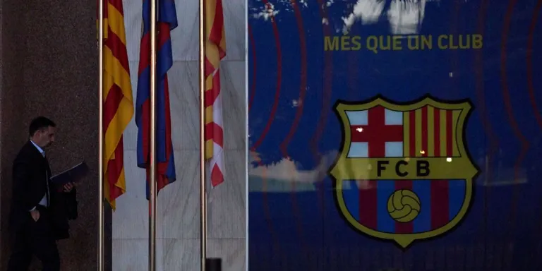 Eleccions Barça: Els precandidats presenten avui les signatures recollides