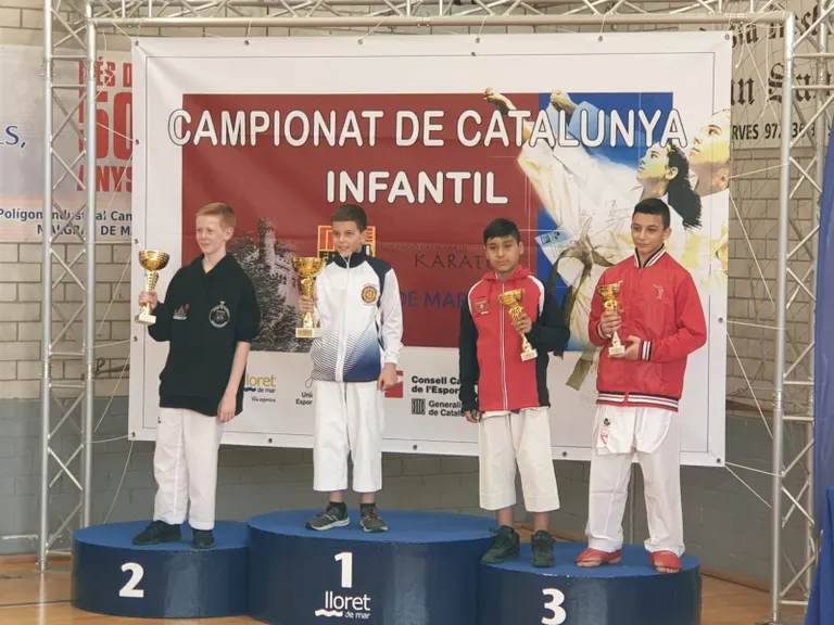 Dani Alique, campió de Catalunya infantil de karate
