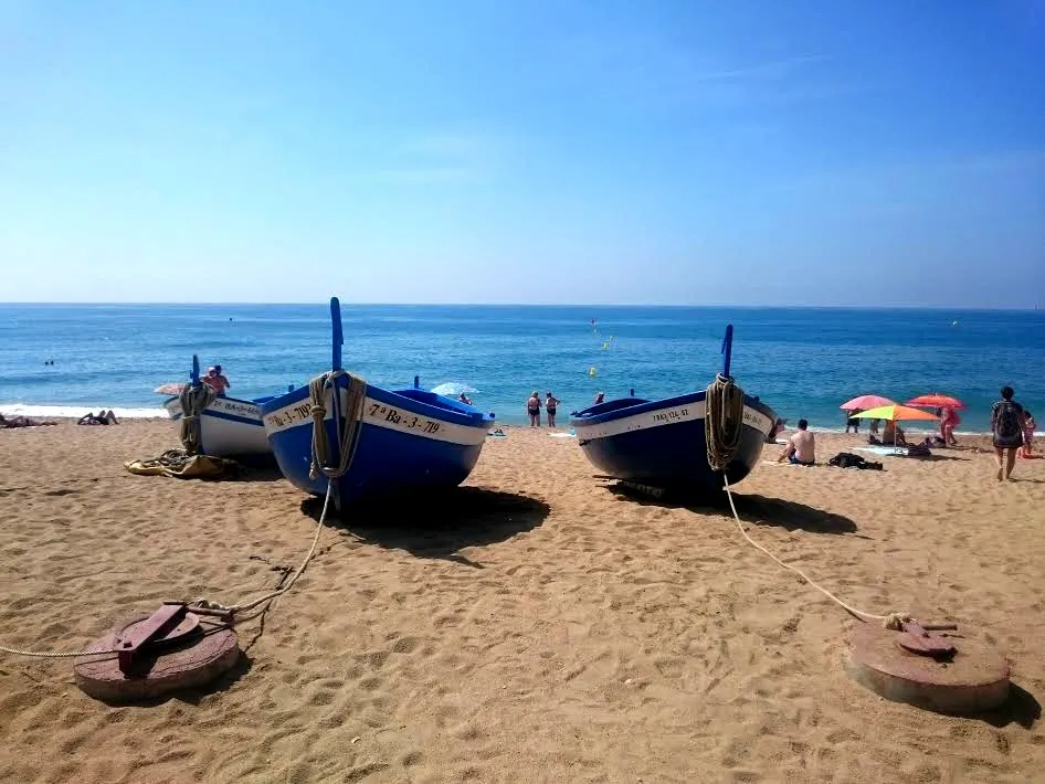 Mar de fons de xaloc notable a la costa i temperatura de l'aigua per damunt del normal