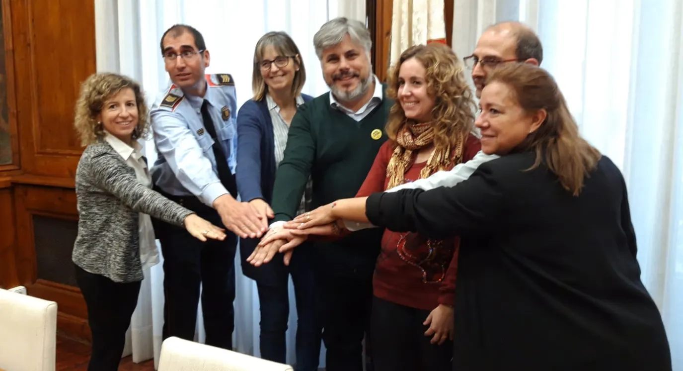 Lectura del manifest institucional contra la violència envers les dones