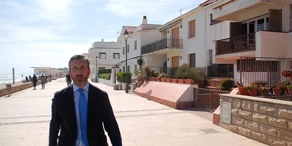 26M / El PP d’Altafulla es compromet a convertir Altafulla en una “vila lliure de símbols partidistes”