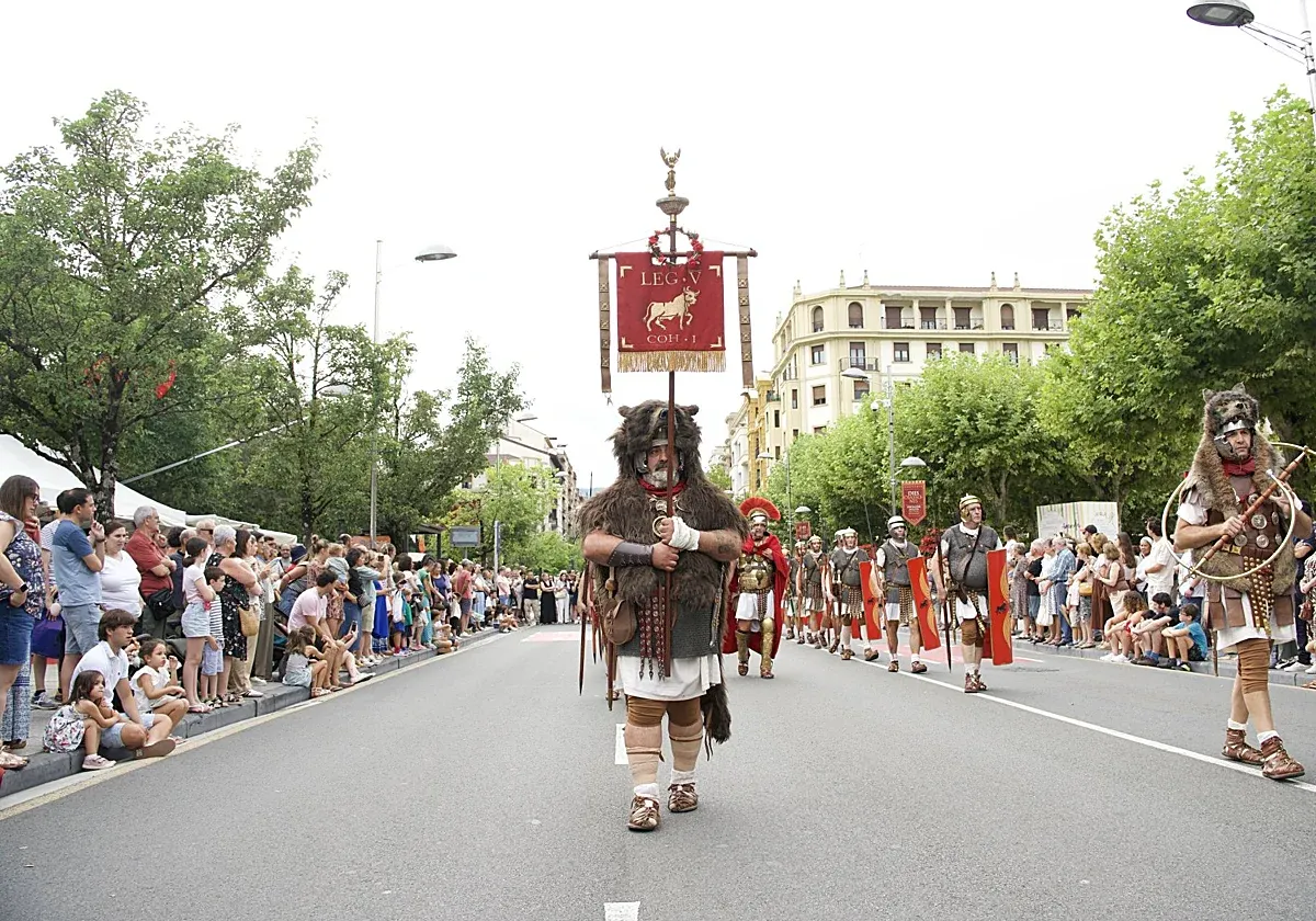 NAVIGIUM ISIDIS: IRUN SE DEJA ENVOLVER POR EL PULSO ANTIGUO DE OIASSO