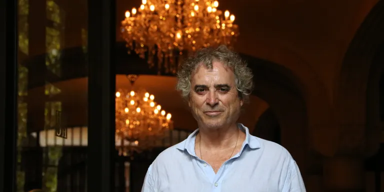 Ildefonso Falcones grata en les herències del passat colonial espanyol a 'Esclava de la llibertat'