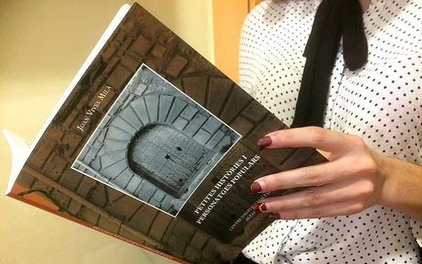 El veí Joan Vives Milà recull en un llibre les ‘Petites històries i personatges populars’ d’Altafulla
