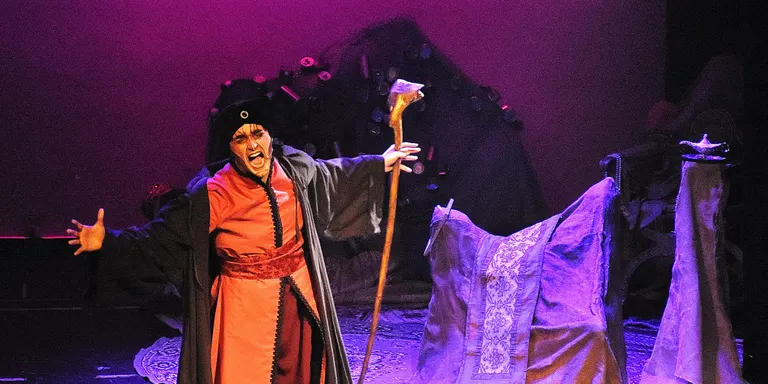 El musical familiar 'Aladdí' ha tancat aquest dissabte el Cicle Primavera Cultural