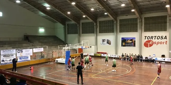 El sènior A de l’Arenys Bàsquet s’ha imposat al Tortosa