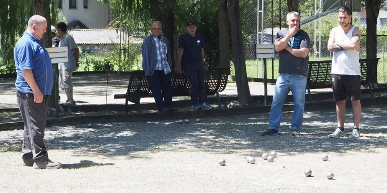 Emilio Fumellet i Enric Torregrasa, guanyadors del 22è Concurs Aniversari Pistes Club Petanca Seu