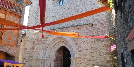 Tres mil persones visiten el Mercat Càtar de Castellbò