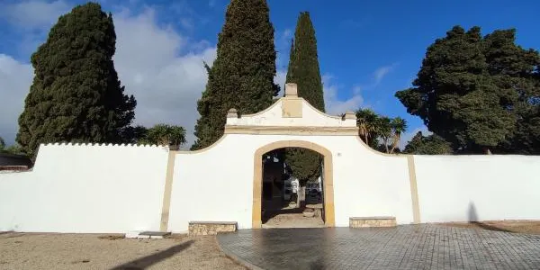La Pobla de Montornès arranja l’interior del cementiri