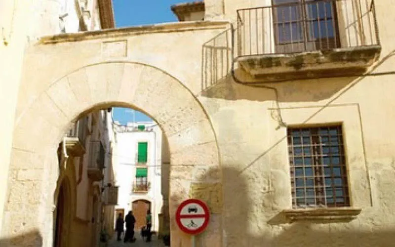 La Delegació Territorial del Govern traslladarà a l’Agència de Joventut la petició de l’Ajuntament d’Altafulla de fer ús d’una part de l’Alberg Casa Gran