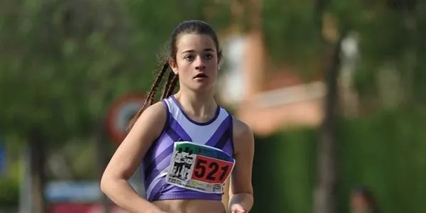 Júlia Suárez s'endú la plata dels 5.000 metres marxa del campionat d'Espanya sub18