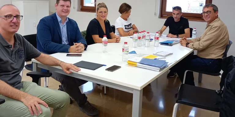 El procés participatiu per a la construcció del nou pavelló lleuger recull més de 100 propostes ciutadanes