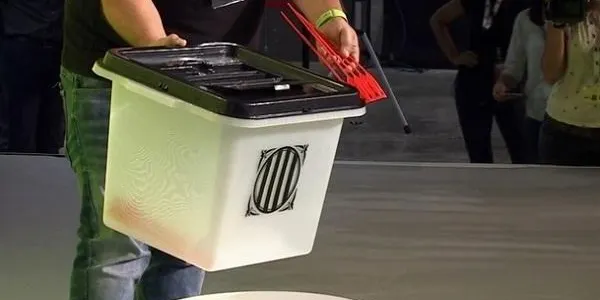 La Generalitat garanteix que l’1-O es votarà