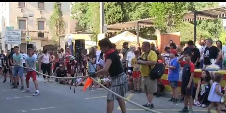 VÍDEO: L'estirada de corda no falla per Festa Major