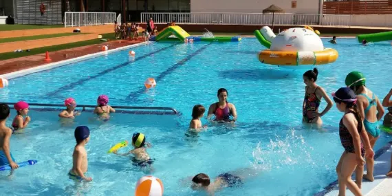 La piscina d’estiu del Fornàs comença la temporada aquest cap de setmana