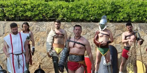 Els gladiadors i les gladiadores tornen a lluitar i a fer vibrar el "publicum" al parc del Voramar