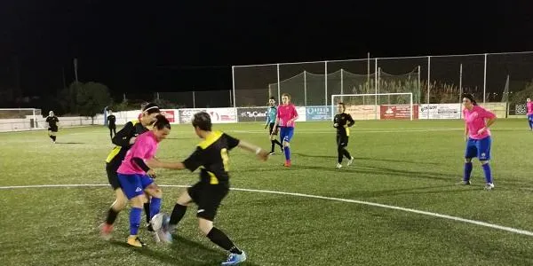 El Sènior Femení del CE Altafulla dona la cara davant l’Icomar però no evita la derrota (1-7)