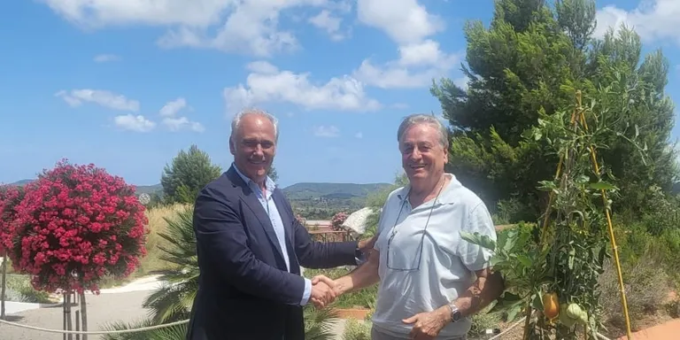 El Parc Samà i el Botànic Biotecnolòic d’Eivissa signen un conveni per mitigar el canvi climàtic