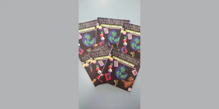 Es presenta el llibre col·laboratiu “Contes a moltes mans” del curs 2022-2023