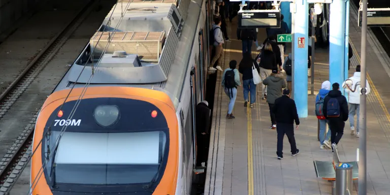 La plataforma Perquè no ens fotin el tren compleix deu anys de lluita per aconseguir el desdoblament de l'R3 fins a Vic