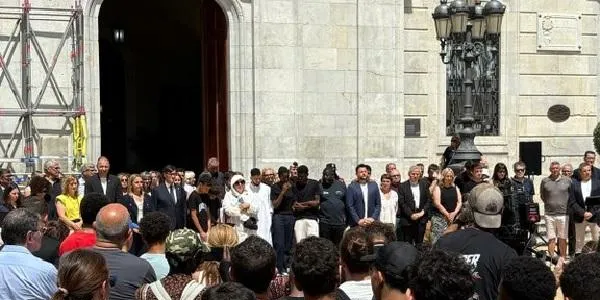 Consternació a Tarragona per la mort de tres nens que es banyaven a la platja de l’Arrabassada