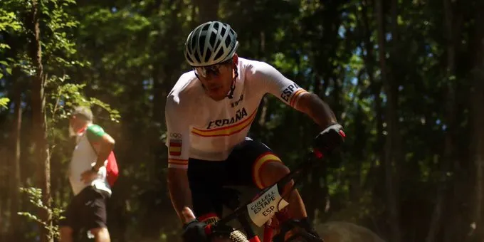 Quinzè lloc del selvatà Jofre Cullell a la cursa de ciclisme de muntanya